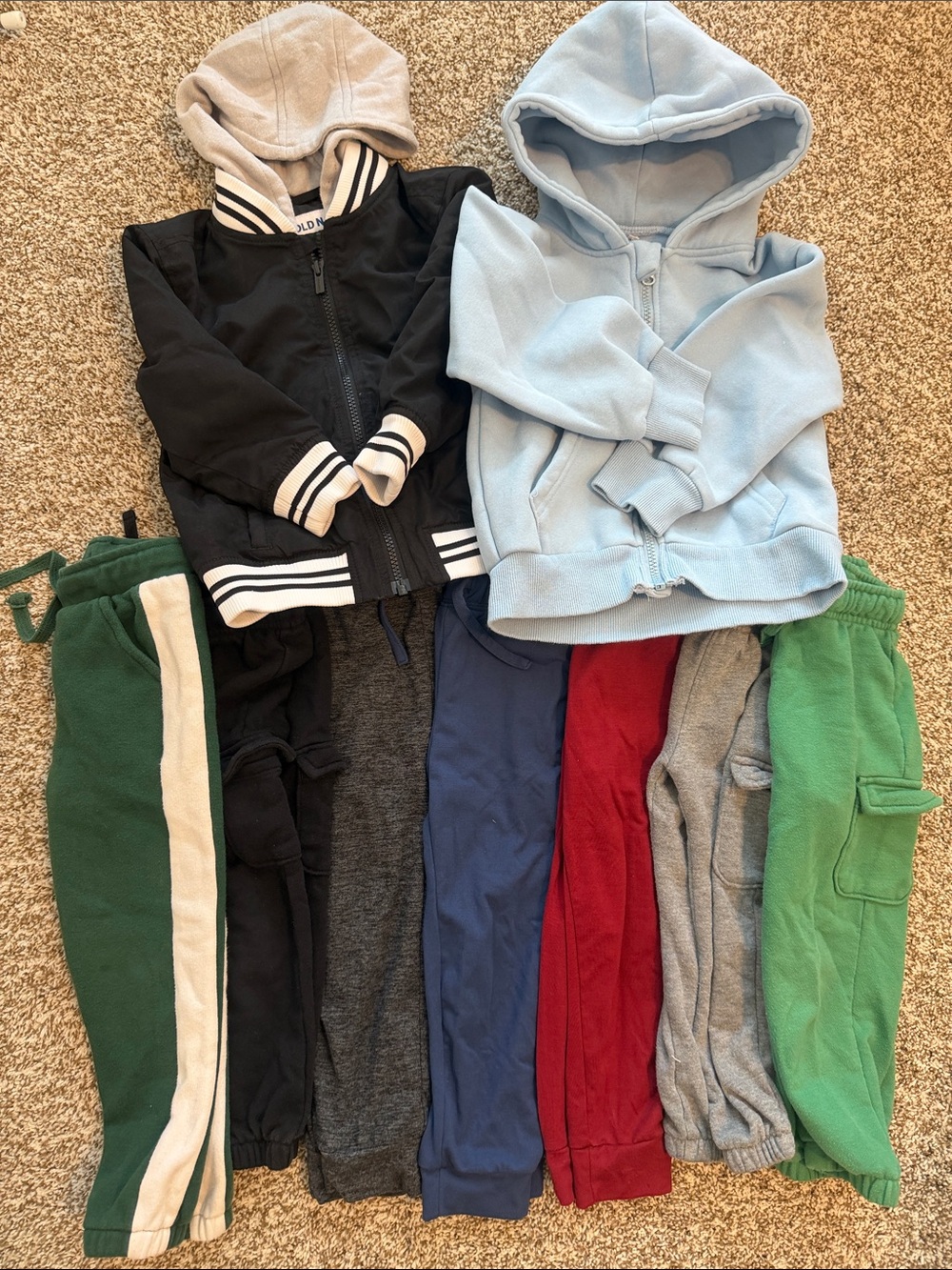 Kids / Boys Jogger & Hoodie Bundle - Size (2T-3T) Brands Old Navy & Okie Dokie